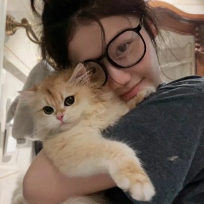功成名就后，我回乡光耀师门